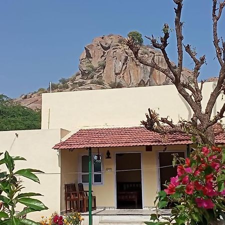 Jawai Balwant Villas Bijapur  Exterior foto